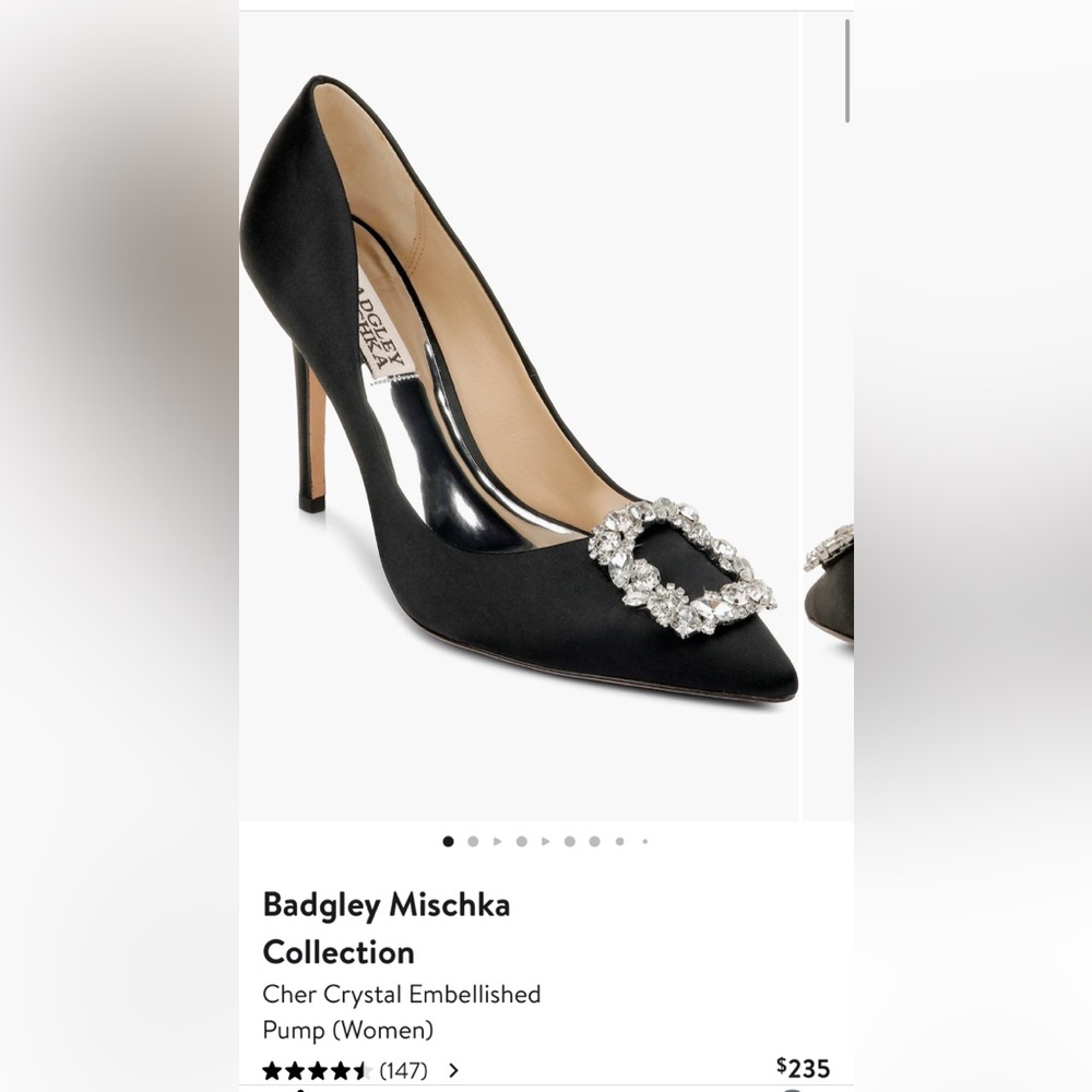 BADGLEY MISCHKA
Women's Cher Crystal Buckle Pumps 9.5W